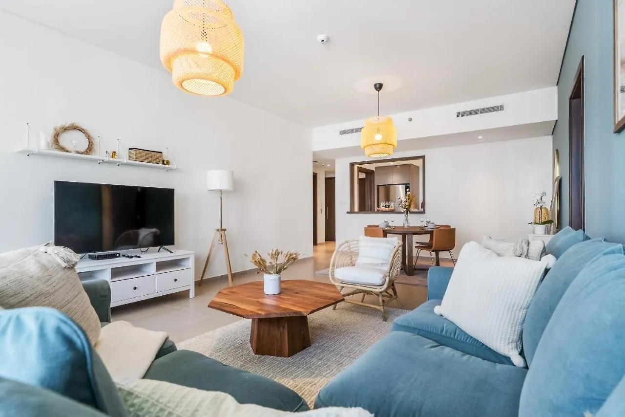 High-End Chic Apartment, Close To Burj Khalifa Dubai
