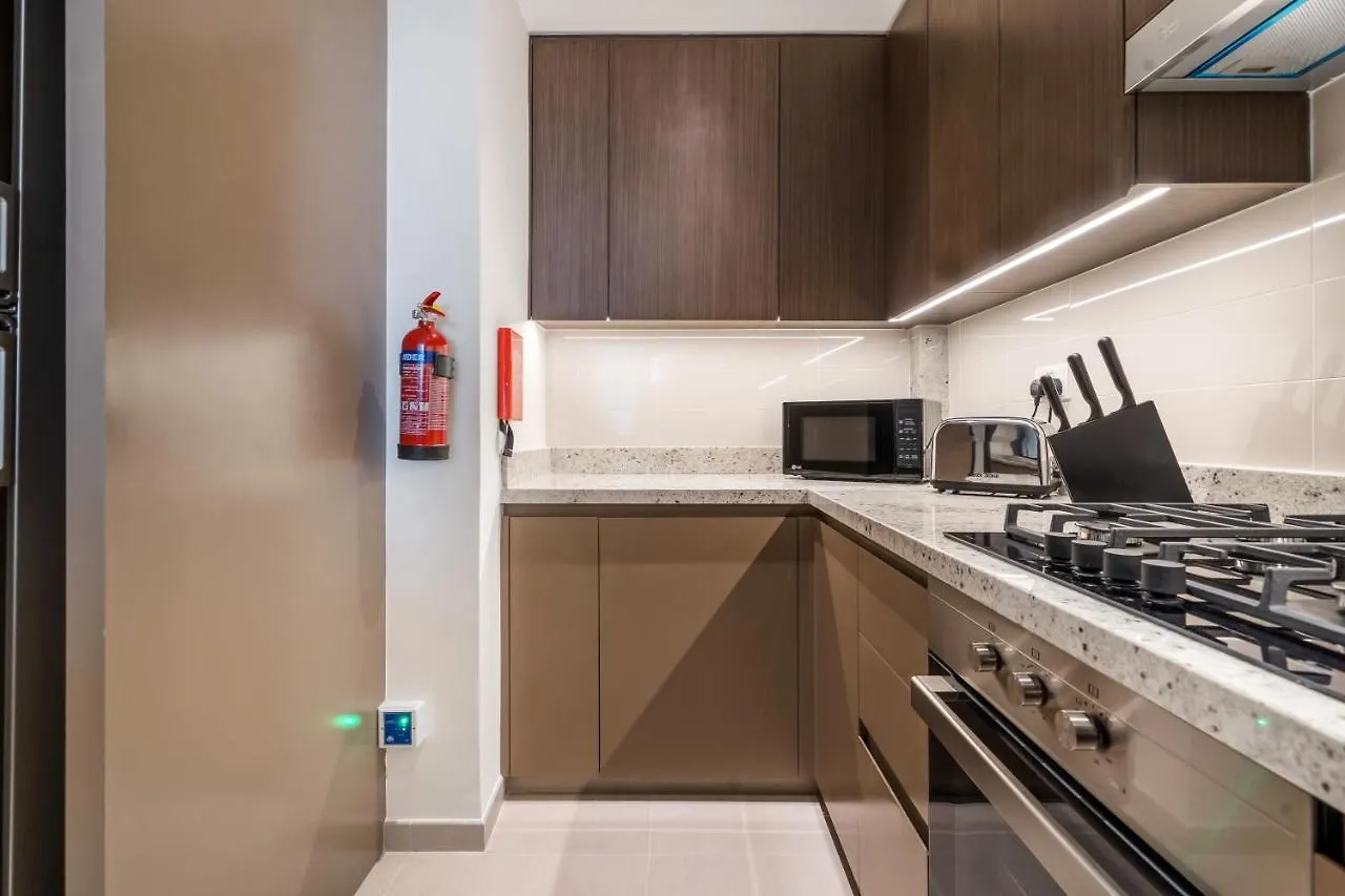 Apartment High-End Chic Apartment, Close To Burj Khalifa Dubai