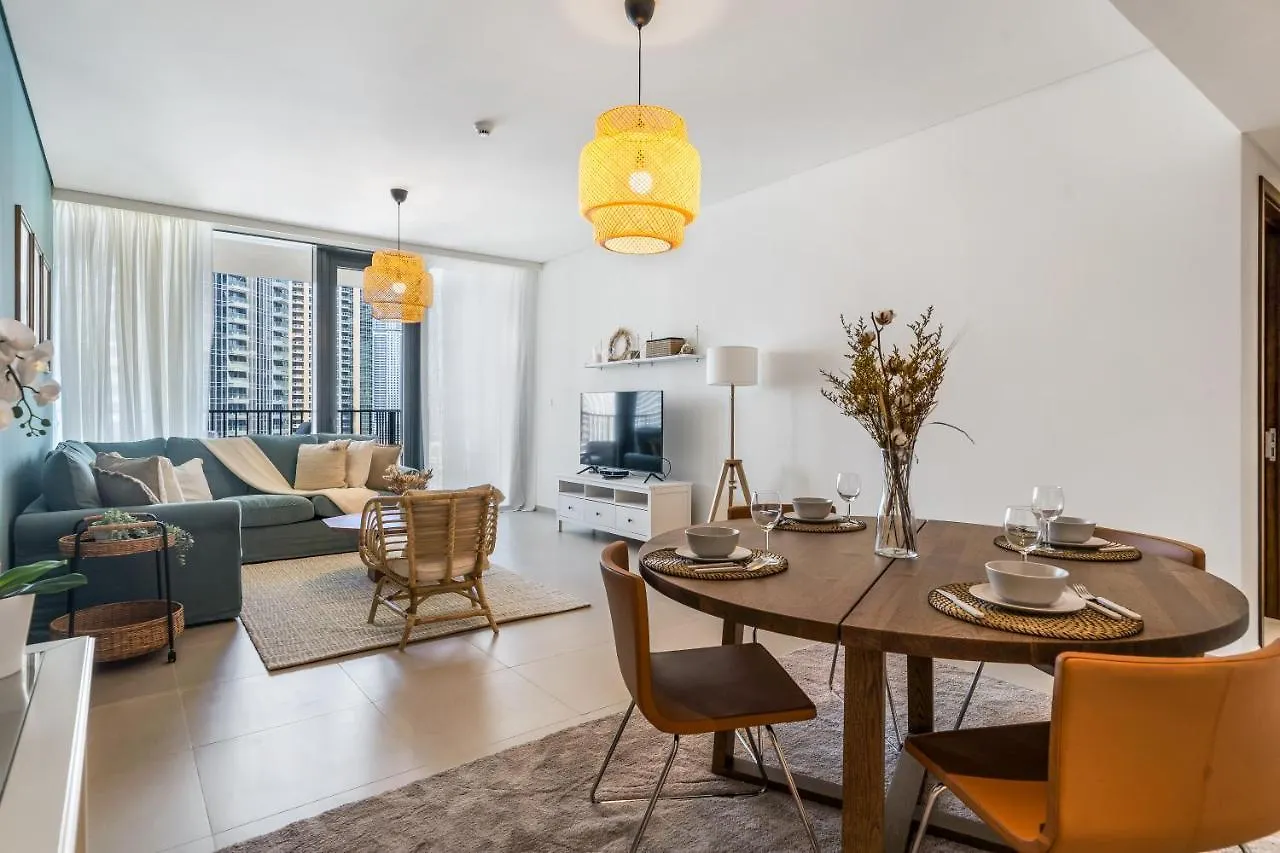 High-End Chic Apartment, Close To Burj Khalifa Dubai